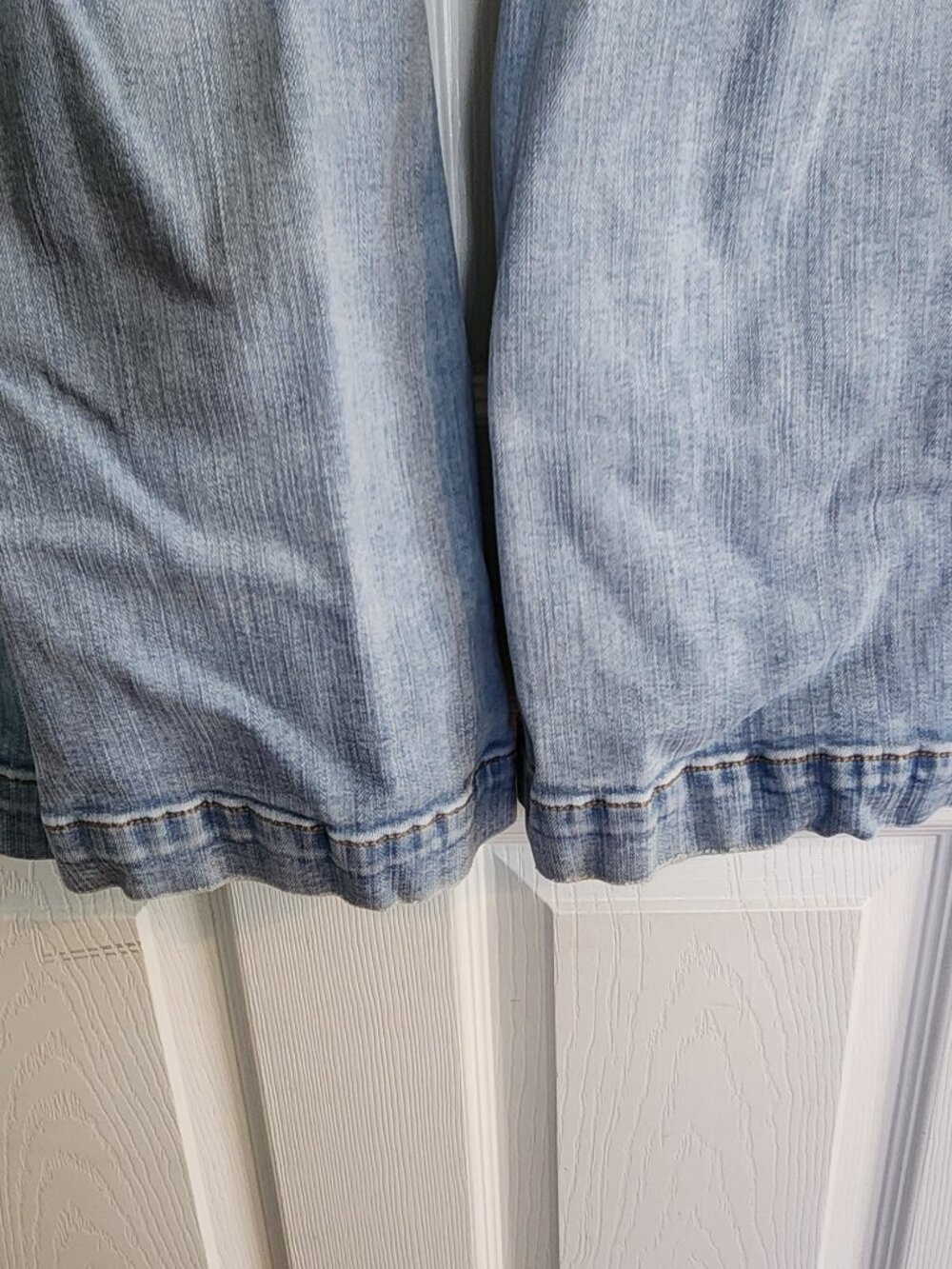Torrid bombshell jeans - Picture 3 of 4